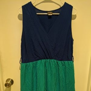 🐝 3 for $9 🐝 Flowy short dress